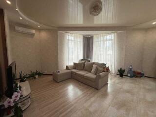 продаж 2-к квартира Київ, Солом`янський, 129999 $