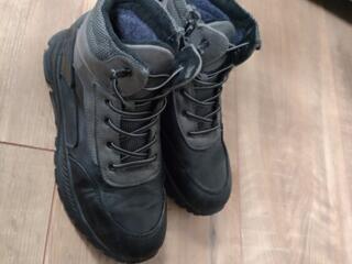 Ботинки зимние в идеале. Размер 37. На мальчика