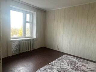 Продаж 2 кімнатної квартири по пр. Миру