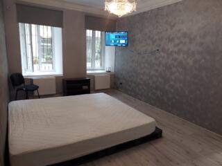 2 комнатная квартира в центре!