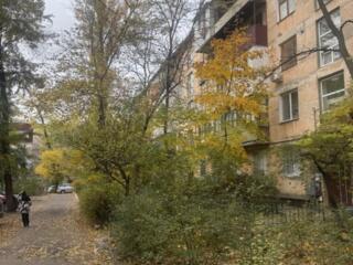 Балка, район самолета, 2х. ком. 5\5 в хорошем состоянии