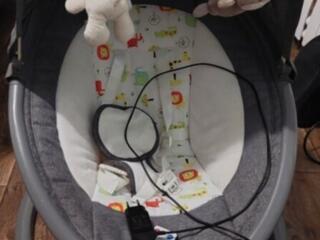 Продам укачивающий центр, шезлонг