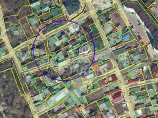 Vânzare teren pentru construcții, în prima linie, sect. Centru, ...