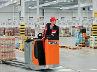 Стабильная работа на складах бытовой техники и электроники.