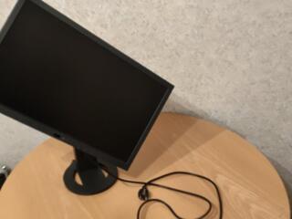 Продам монитор, привезённый из Германии, 1850 руб, есть много настроек