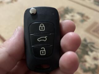 Продам оригинальный ключ KIA