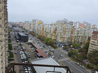 Продам квартиру 68 кв. м., 12/24, новый дом, жк 47-я Жемчужина.