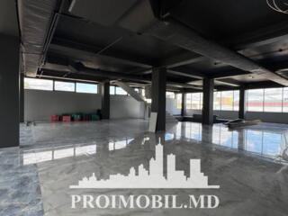 Se oferă spre chirie spațiu comercial în sect. Centru, str. Tighina. .