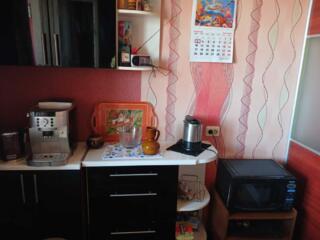 Здаю кімнату,Окрему з балконом!Троєщина