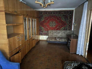 1 комнатная Лип Ивана и Юрия 4 этаж