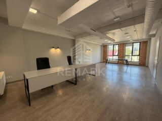 Chirie spatiu pentru birouri sau prestări servicii amplasat ...