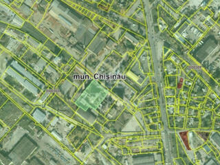 Se vinde teren pentru construcții industriale cu o cladire. ...