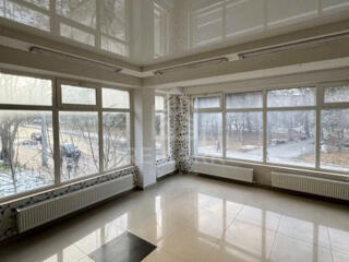 Chirie spațiu comercial la Botanica, str. Cuza Vodă! Spațiu de tip ...