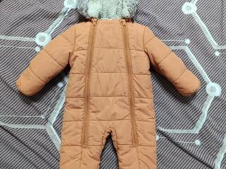 Продам детский комбинезон 6-9 мес