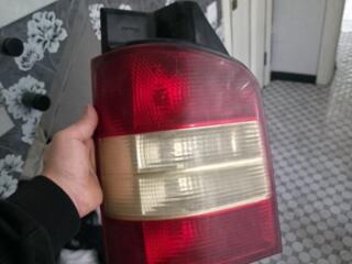 Продам задний левый фонарь vw t5