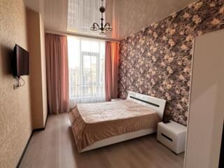 Оренда 2 кім. квартири на Французькому бульварі З ЛІТОМ!