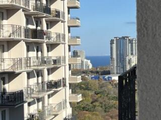 Продам квартиру-студию с балконом ЖК Акрополь