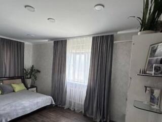 Предлагается к продаже двухэтажный дом-дуплекс общей площадью 233 ...