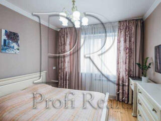 продаж 3-к квартира Київ, Святошинський, 79000 $