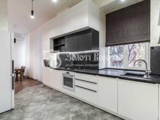 продаж 2-к квартира Київ, Голосіївський, 170000 $