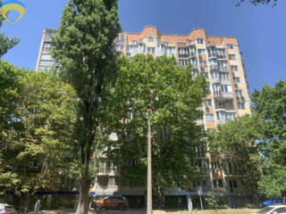 Ваш ключ до нового рівня життя в Одесі. 90 м2 з ремонтом.