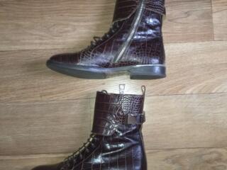 Ботиночки женские кожаные