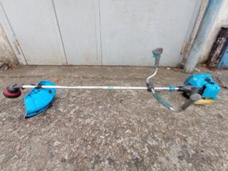 Продам Бензокосу