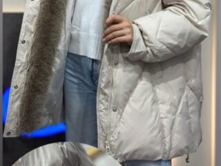 Новая зимняя куртка женская.