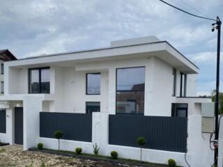 Casă cu 3 niveluri, com. Colonița Vă propunem spre vânzare casă cu 3 .