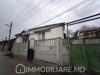 Casă, or. Durlești Vă propunem spre vânzare casă amplasată pe un ...