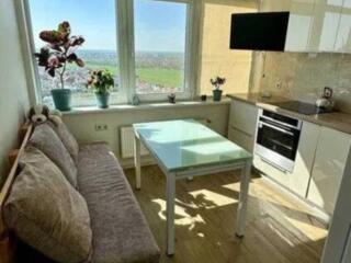 32862 Продам двухкомнатную квартиру с ремонтом в ...