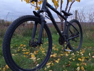 Продам велосипед rockrider st520