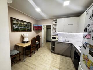 Продам 2-к квартиру в новострое ЖК Днепровская Брама 1