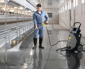 Нужен уборщик на завод. Работа в Польше. Зарплата 1000 евро.