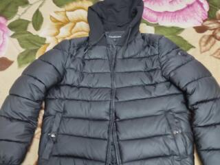 Куртка отличная calvin klein размер XL