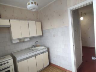 Продаётся 2-комнатная квартира, центр