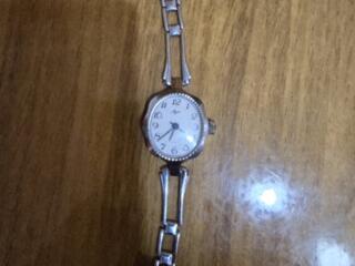 Часы наручные