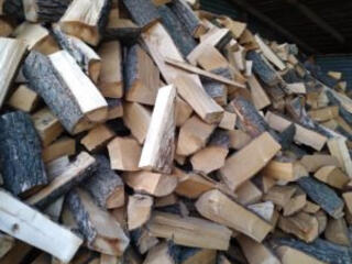 ПРОДАМ ДРОВА ТВЁРДЫХ ПОРОД