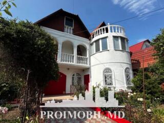 Vă propunem spre vânzare această casă cu 2nivele în Codru, str. Zona .