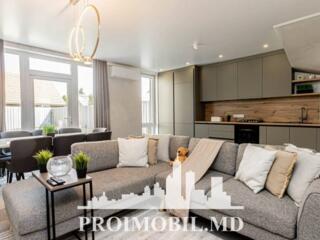 Vă propunem spre vânzare acest townhouse în 2 nivele, amplasat în ...