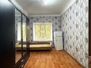 Продается 1-комнатная квартира в самом центре Тирасполя!