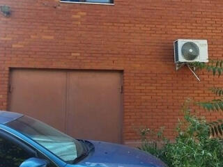 Дом на Чубаевке, Обильная