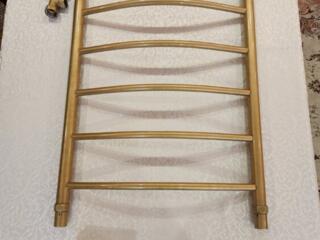 Продам новый полотенцесушитель из нержавеющей стали