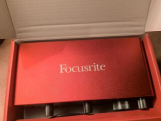 Продам аудиокарту Focusrite Scarlett 2i2 3rd Gen в полной комплектации