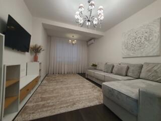Apartament modern cu 3 Camere de Închiriat pe Termen Lung, Centru