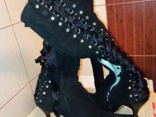 Замшевые сапоги по 70 руб