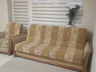 Продам диван книжка + кресло. Торг.