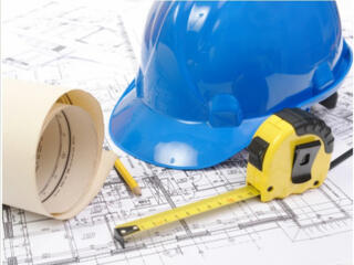 Требуется каменщик. Зарплата высокая, полный соц пакет!