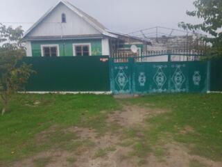 Продам дом в с. Незавертайловка. 4000