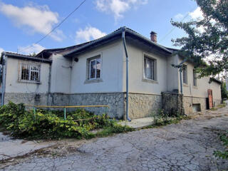 Vindem casă lângă pădure, Durlești